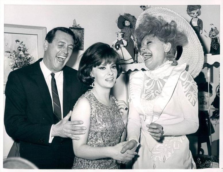 1965-Movie-Star-Carol-Channing-Hello-Dolly-Gina-Lollobrigida-Rock-Hudson