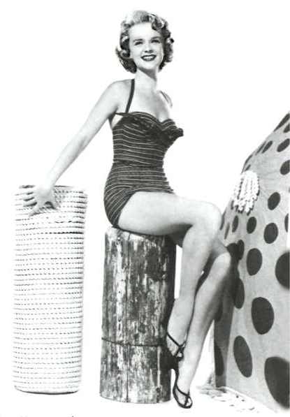 anne_francis_10_sitting_pinup
