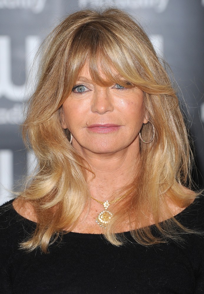 goldie-hawn-book-signing-01